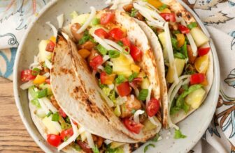 Pineapple Chicken Tacos – Barefeet in the Ki...